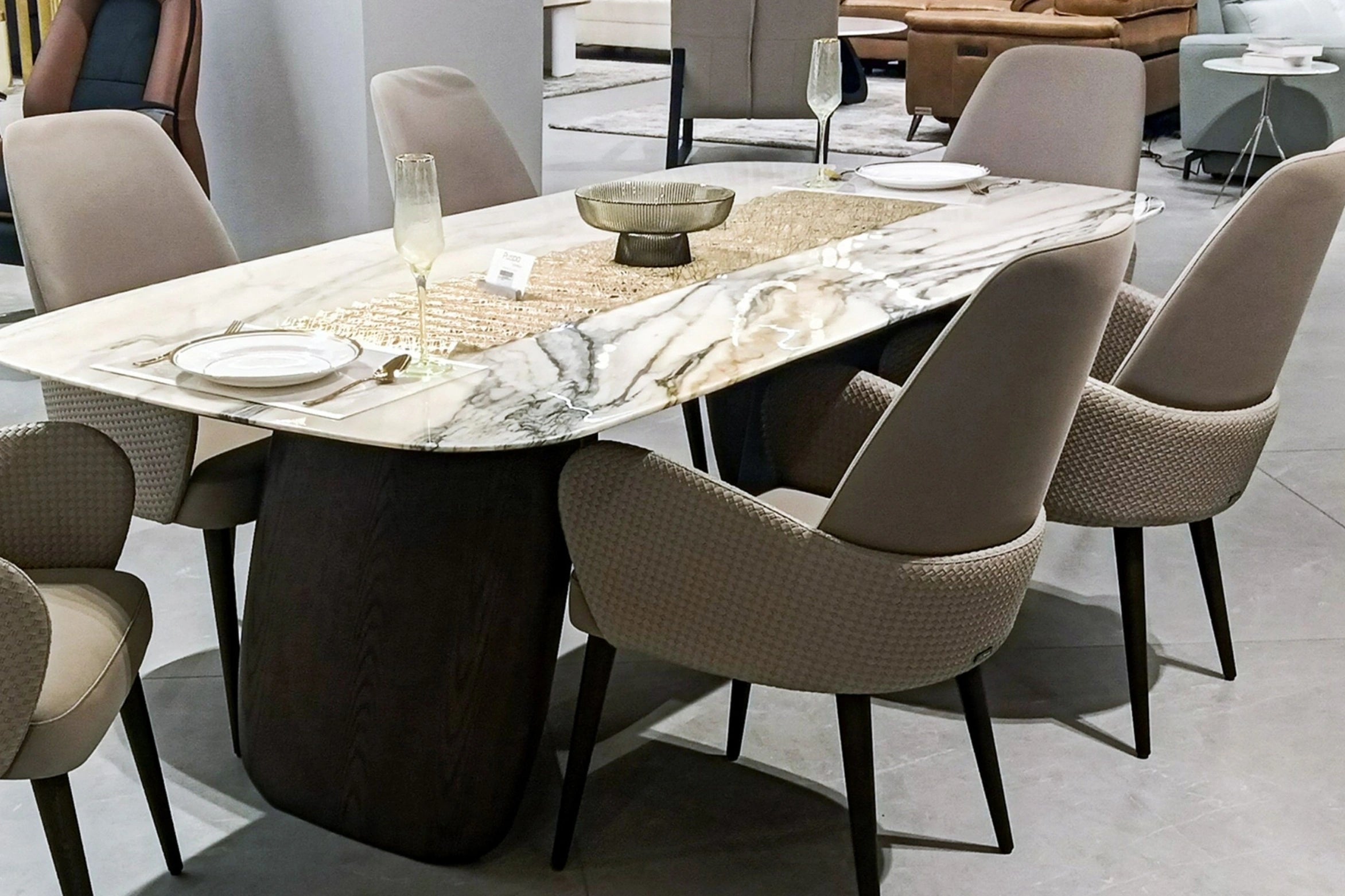 Yono Dining Table